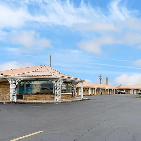 Highway Inn